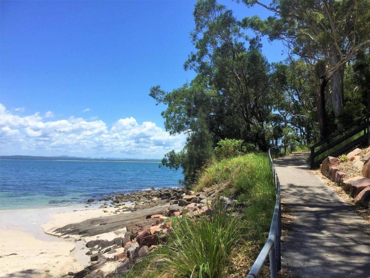 Dutchie'S Sand & Sea Beach House - Easy Walk To The Beach Nelson Bay Eksteriør bilde